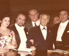 Dan Iordachescu cu maestrul Stroescu, Valentin Gheorghiu si Gabriel Popescu la concertul de aniversare a 90 de ani de viata a maestrului 